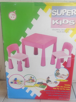 Playcity children's plastic table with 2 chairs, pink, storage space
