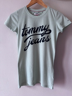 Tommy Jeans t shirt αφόρετο, μέγεθος XS