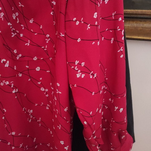 Vintage shirt with shoulder pads, like new, size L, red pink
