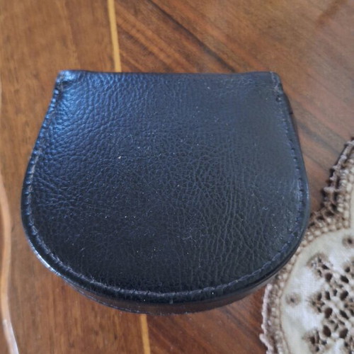 Coin purse horseshoe shape black, unused