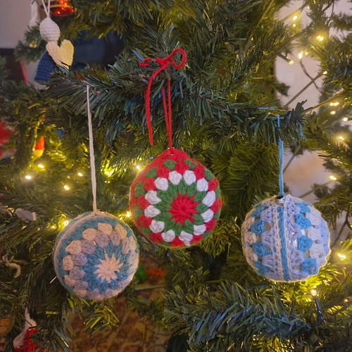 Handmade knitted Christmas decoration new