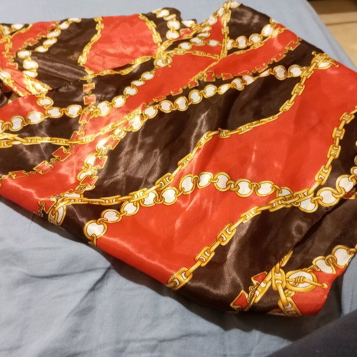 Satin scarf like new