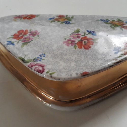 Porcelain dish used 17x12cm