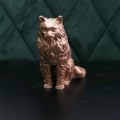 Plaster cat figurine new in gold color