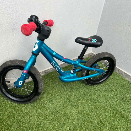 Scott Contessa Balance Bike like new for Kids