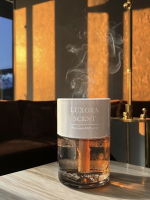 Luxora Scent διαχυτής νέος premium αρωματιστής με USB Type-C