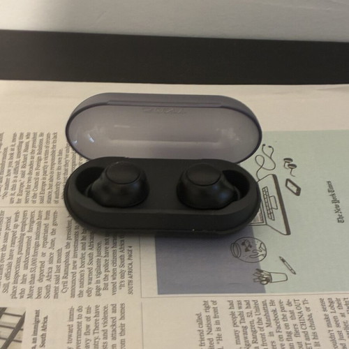 Sony WF-C500 wireless earbuds with working right earbud and case