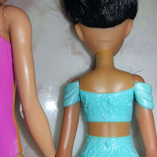 Barbie and Disney doll set like new
