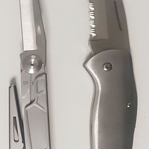 Multitool with locking knife, scissors and screwdriver like new