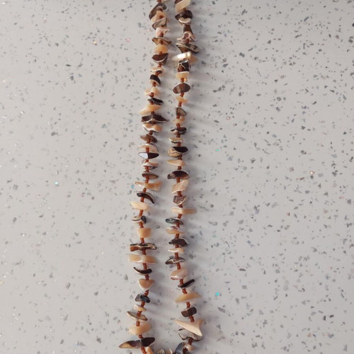 Summer necklace with shells like new