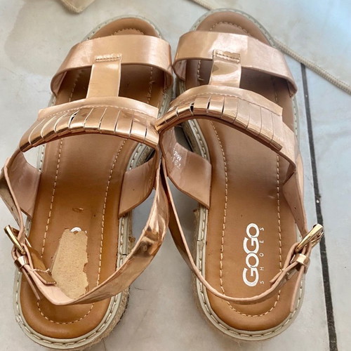 Πέδιλα πλατφόρμες μεταχειρισμένα GoGo Shoes, χρυσά, μέγεθος 39