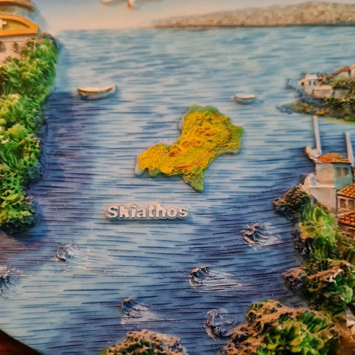 3D Skiathos frame and carved Syros frame new