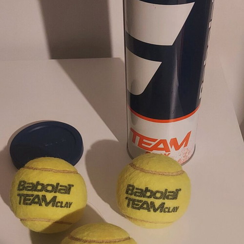 Babolat Team tennis balls set of 3 like new