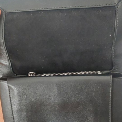 Michael Kors bag small size like new, missing long strap