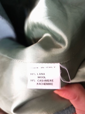 Wool cashmere green jacket like new