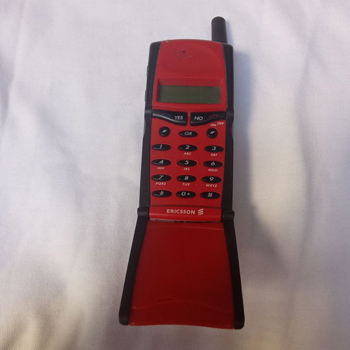 Ericsson GF 768 vintage red mobile phone used, 1990s