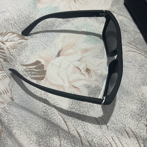 Sunglasses like new, black