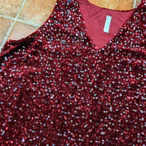 Velvet dress with sequins red new, size L/XL
