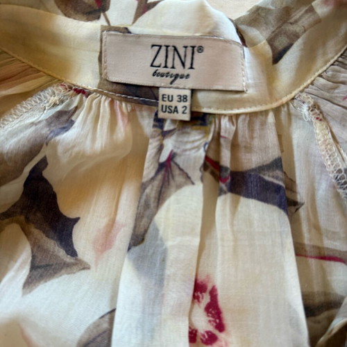 Zini short shirt like new, beige multicolor with impressive sleeves