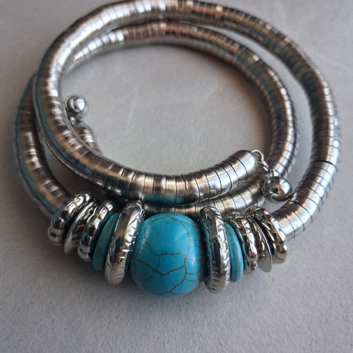 Elastic spiral bracelet with turquoise and silver snake chain, like new