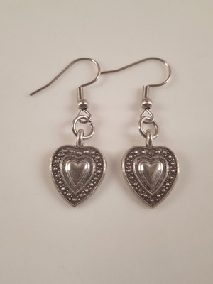 Heart earrings new, steel, silver color