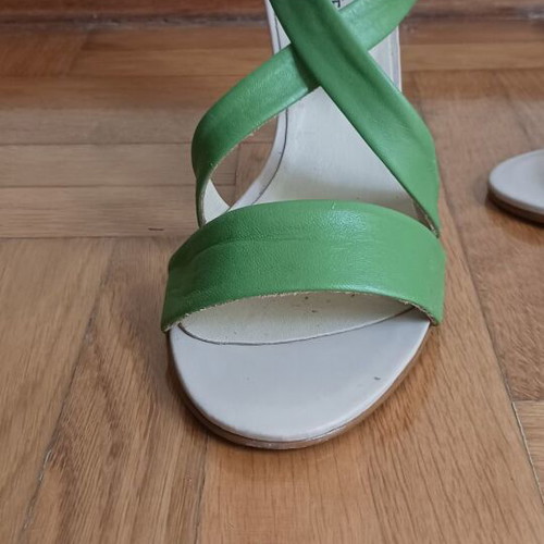 Roberto Venuti green sandals like new, leather with 9 cm heel