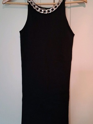 Fitted black dress new, rib knit with gold detail, sizes S/M