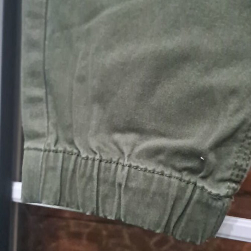 Terranova Jogger Pants like new, olive color, cotton blend