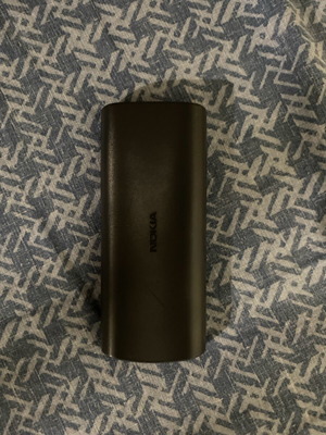 Nokia mobile phone with buttons like new
