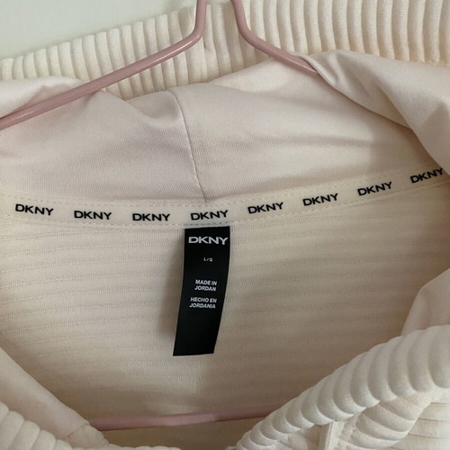 DKNY unisex jacket white cream size large like new