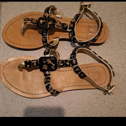 Diane von Fürstenberg sandals used, black and gold