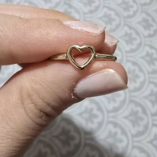 Set of 3 heart rings like new, gold color
