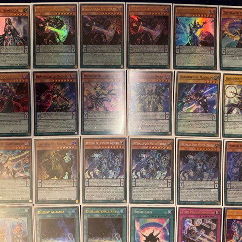 Yugioh Pendulum cards like new, core