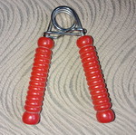 Hand grip strengthener