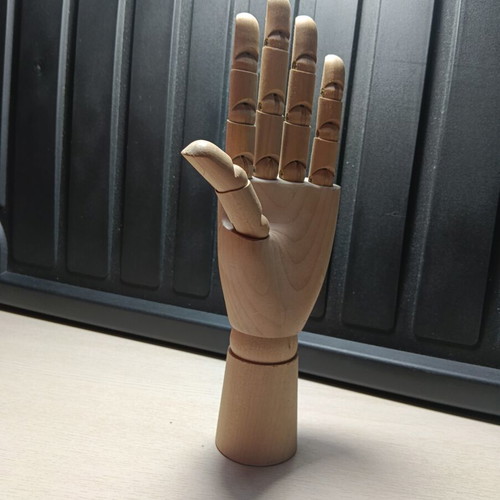 Wooden painting hand like new with good wrist joints