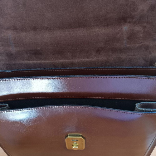 Leather professional shoulder bag brown like new with gold details