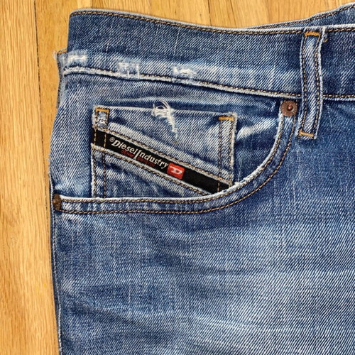 Diesel Jean men's size 34 like new, blue
