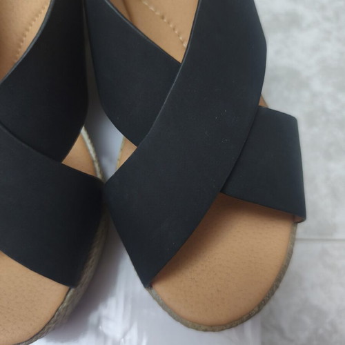 B-Soft Black Platform Sandals like new, genuine leather sole, size 39