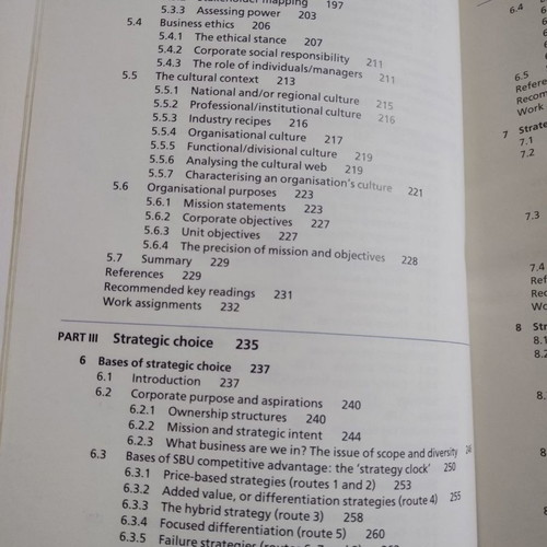 Exploring Corporate Strategy book like new, Johnson & Scholes, English