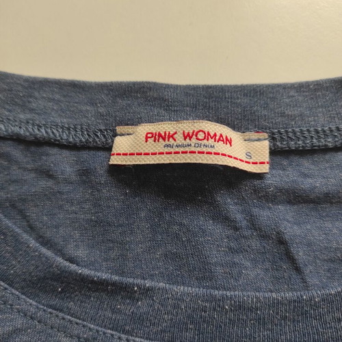 Γυναικείο μπλουζάκι Pink Woman small μεταχειρισμένο