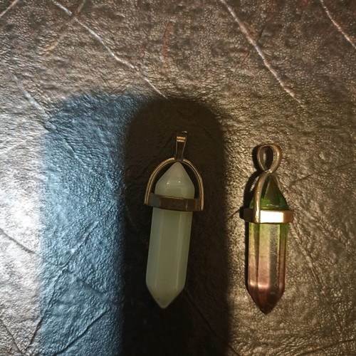 Decorative crystals used for neck, pack of 2, off-white and transparent