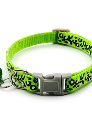 Leocat Green котешка каишка нова с камбанка и леопардов мотив