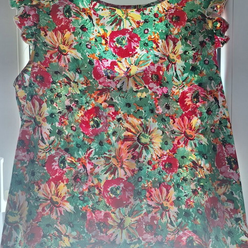 Blouse used, floral, comfortable, one size