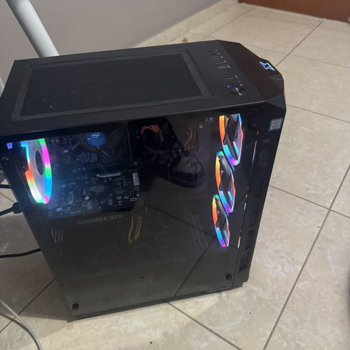 Gaming PC Setup i5-9400F GTX 1650 16GB RAM Monitor Razer Peripherals like new