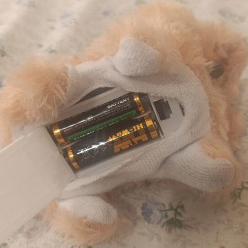 Electronic Plush Dog like new with movement and sound