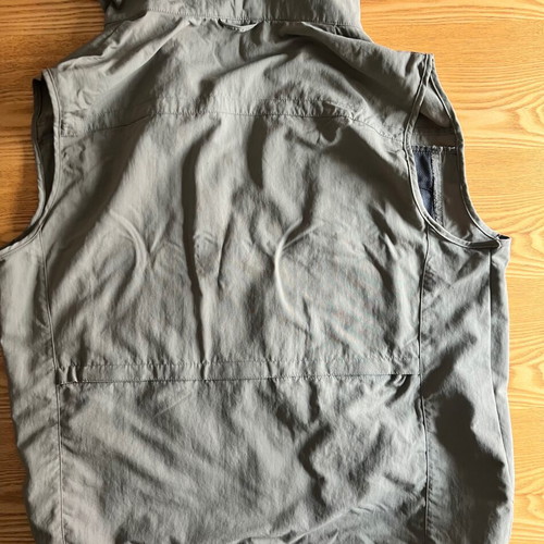 Columbia sleeveless jacket khaki XXL like new