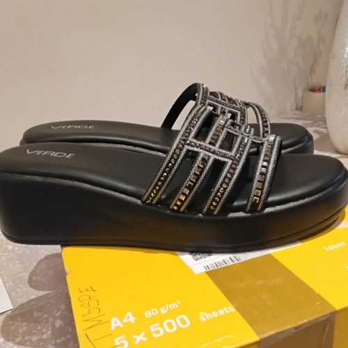 Verde platform sandals size 41, black