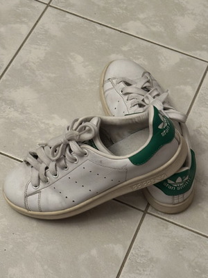 Adidas Stan Smith white sneakers used, size 39