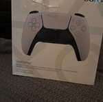 DualSense controller box like new, empty