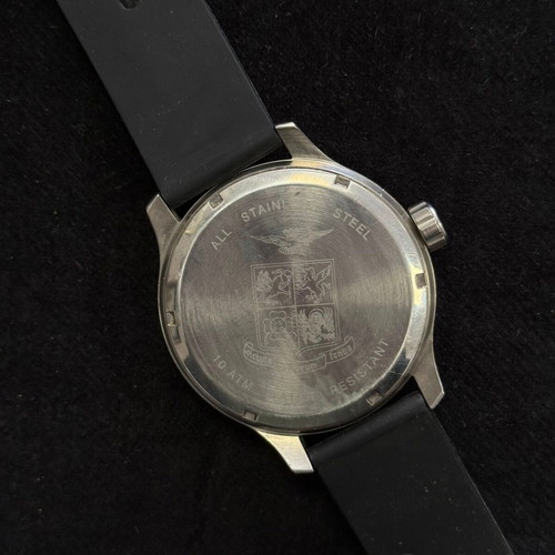 Massive men's watch Aeronautica Militare used with design and silicone strap